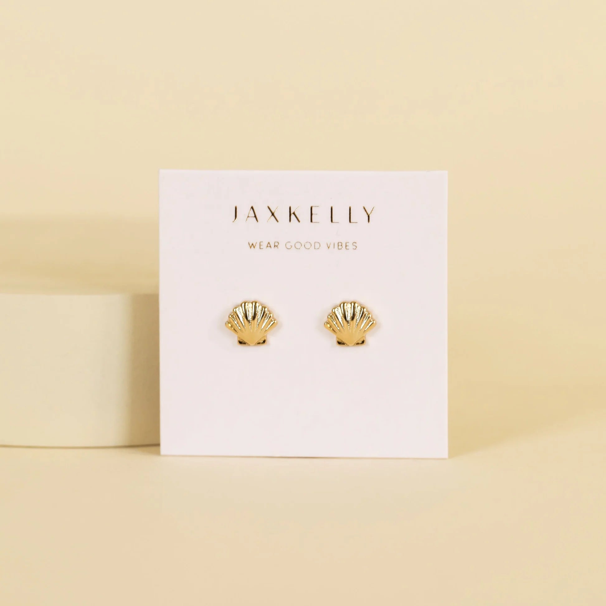 Seashell Gold Stud Earrings