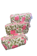 Pink Floral/Green Vine Quilted Makeup/Toiletry Bag